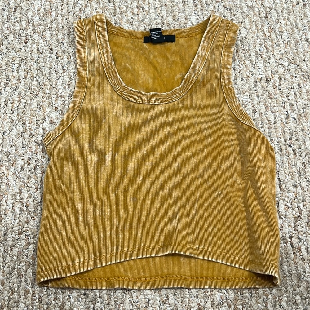 Mustard cropped tank